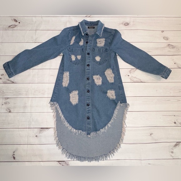 Fashion Nova Tops - Women's Fashion Nova Vermana Distressed Denim Tunic - Size XS
Spring Summer